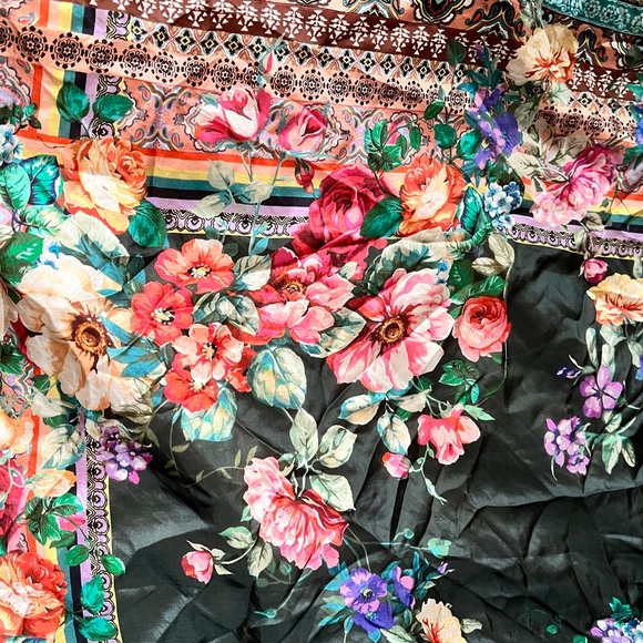 Johnny Was silk scarf - Picture 4 of 14